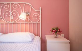 Angelika Rooms